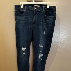 Women’s 711 Levi’s